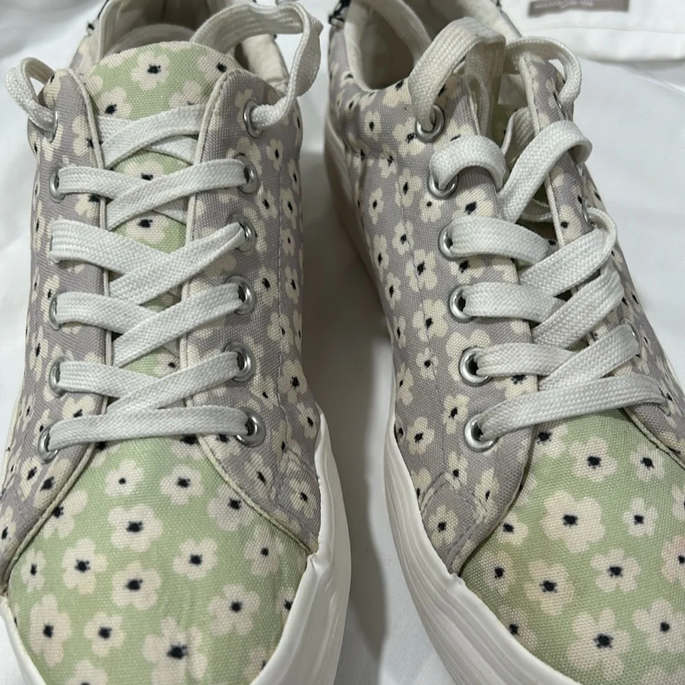Call it spring vegan floral  sneakers GUC size 8.5